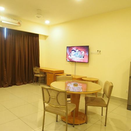 סרי קמבאנגן Premier Times International Hotel מראה חיצוני תמונה
