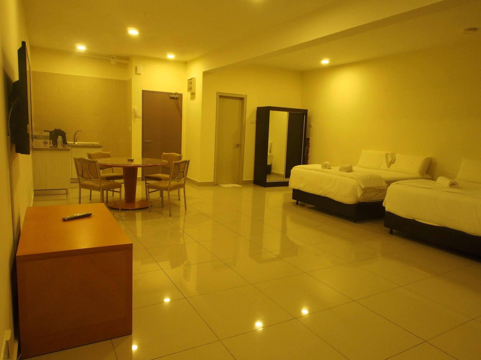 סרי קמבאנגן Premier Times International Hotel מראה חיצוני תמונה