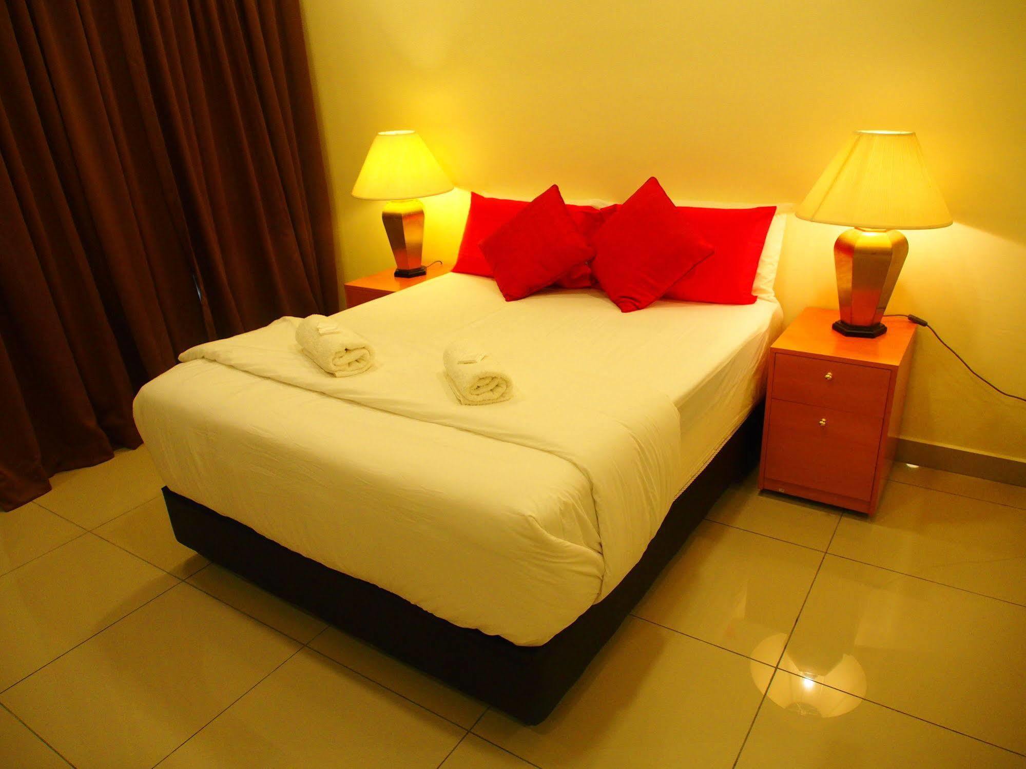 סרי קמבאנגן Premier Times International Hotel מראה חיצוני תמונה